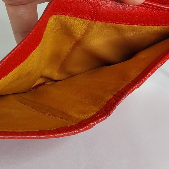 'GUCCI' 'CINGHIALE MACULATO~ROSSO' LEATHER GOLD BUCKLE TRIFOLD WALLET, BOX & BAG - Picture 7 of 16